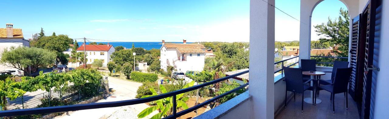 Apartment Sea View Rovinj Extérieur photo